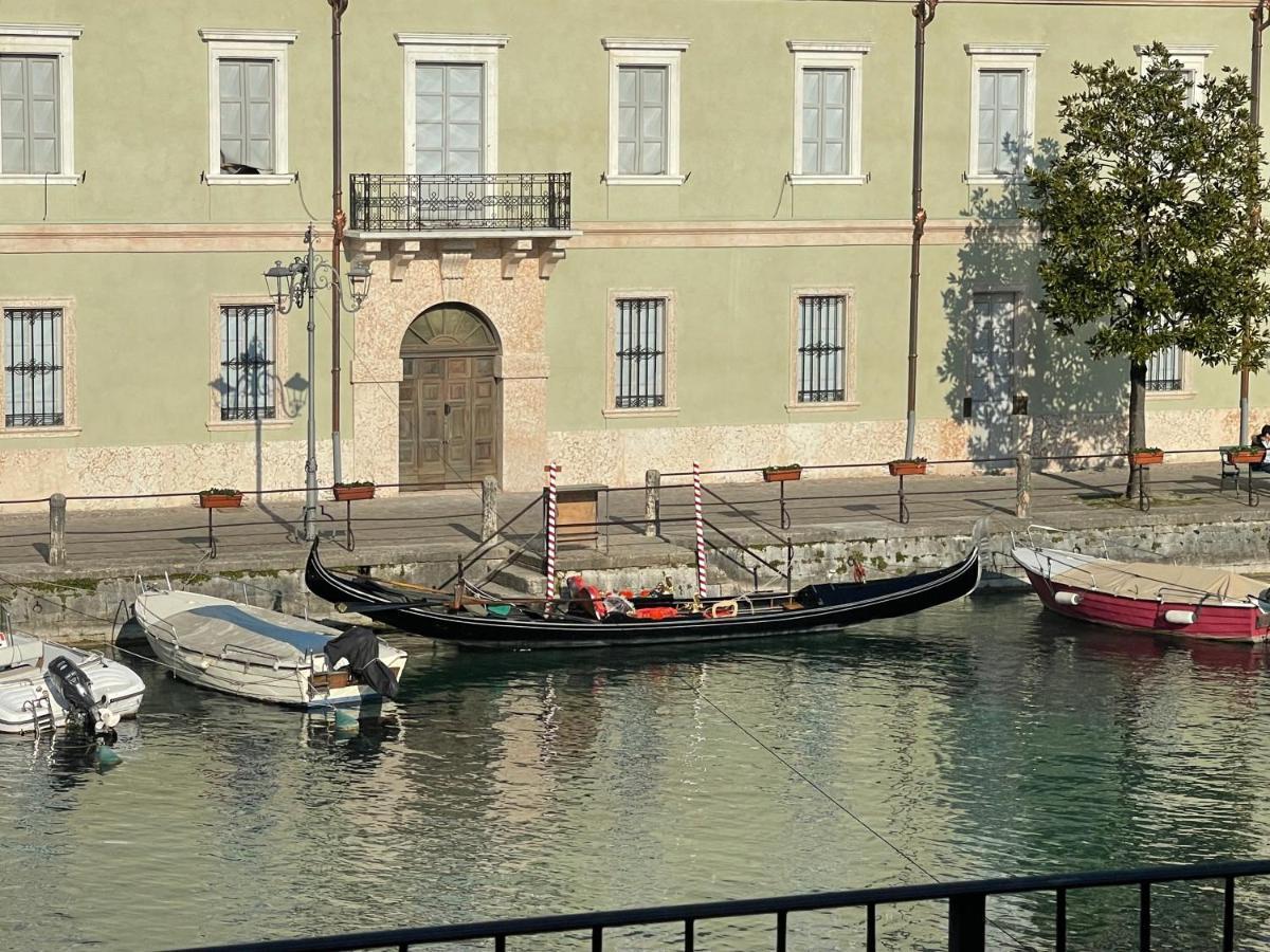 Time To Relax - La Terrazza Sul Lago Peschiera del Garda Extérieur photo