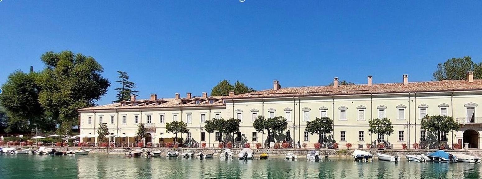 Time To Relax - La Terrazza Sul Lago Peschiera del Garda Extérieur photo
